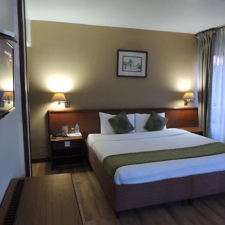 Hotel Nirvana Bhairāhawā Extérieur photo