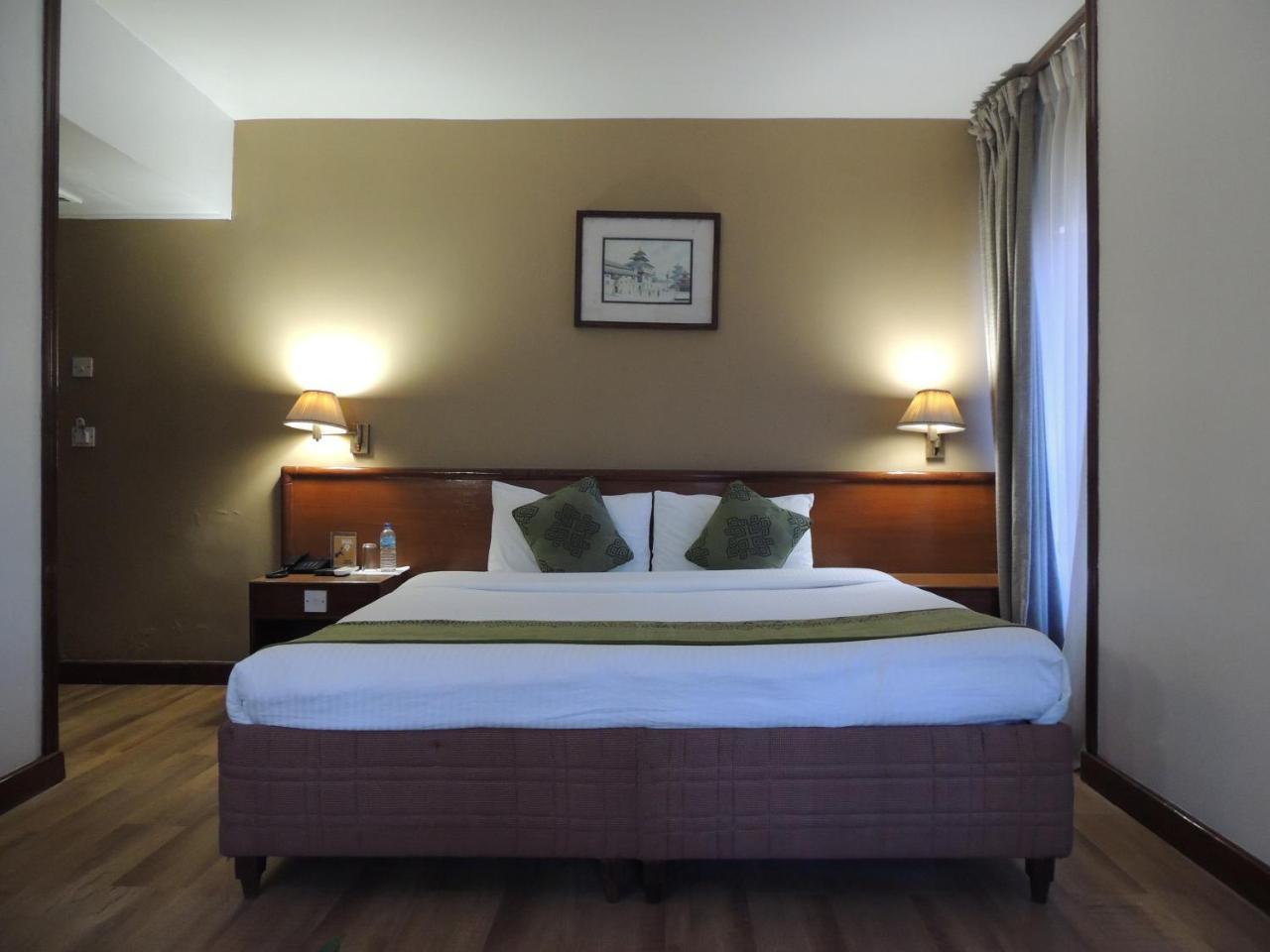 Hotel Nirvana Bhairāhawā Extérieur photo