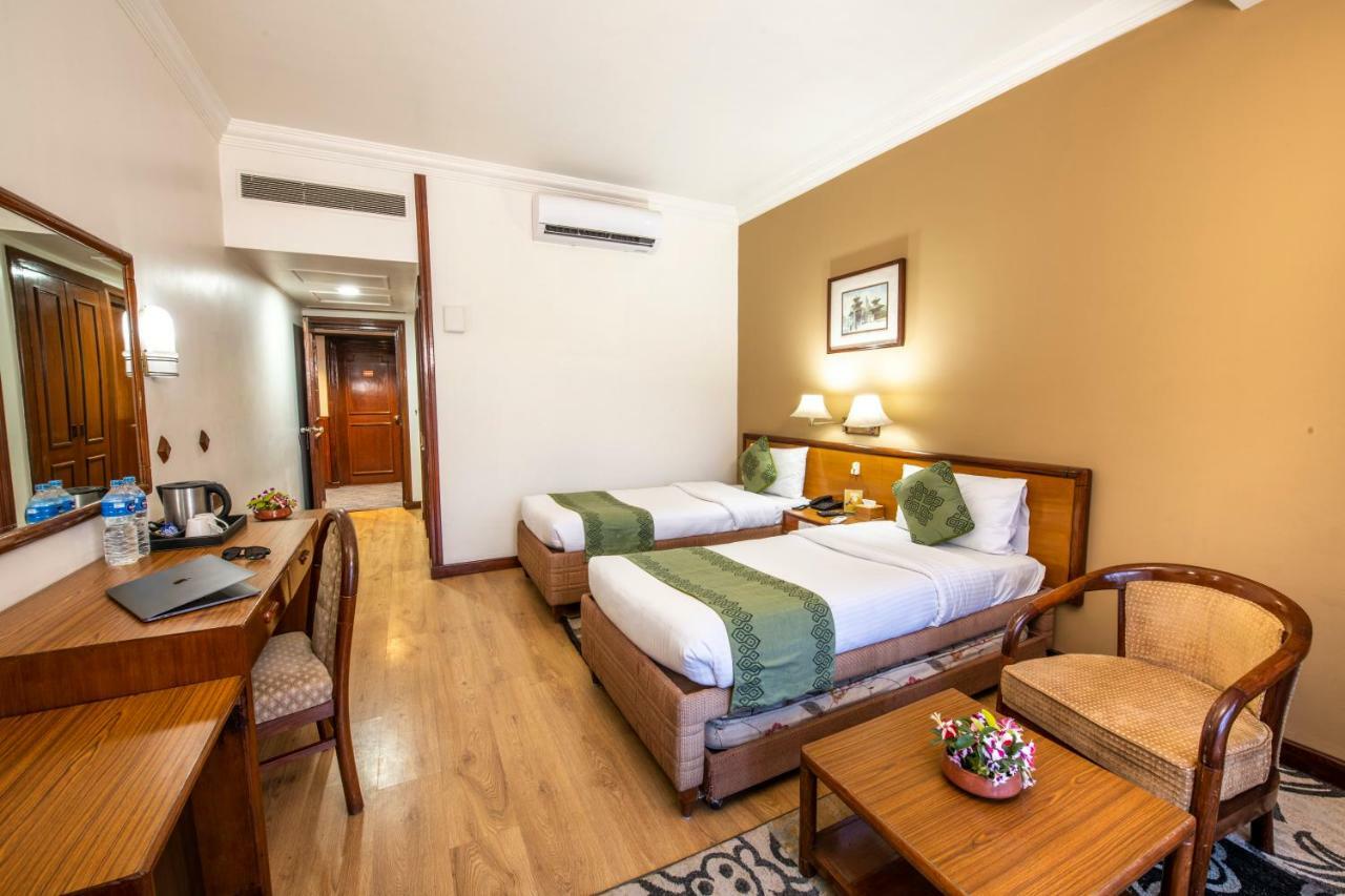 Hotel Nirvana Bhairāhawā Extérieur photo