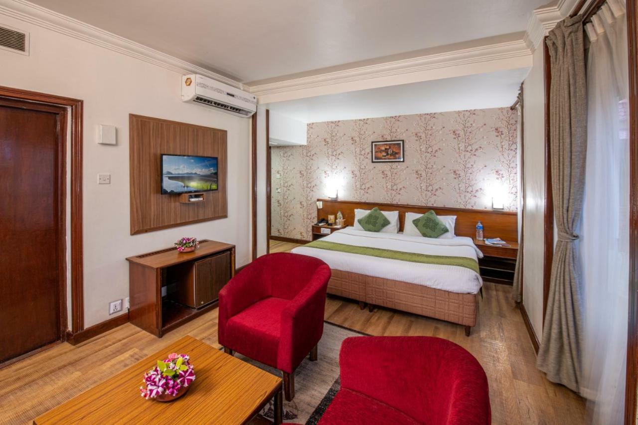 Hotel Nirvana Bhairāhawā Extérieur photo