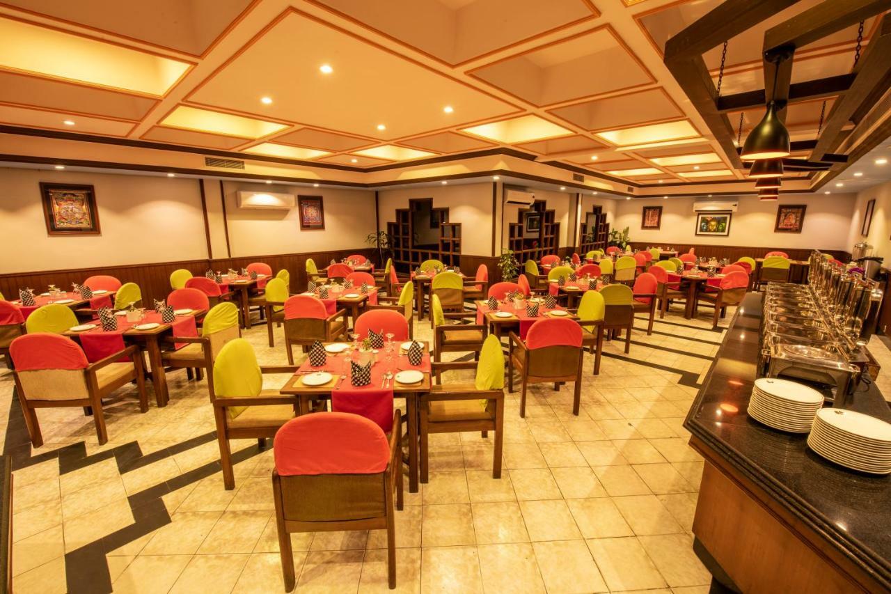Hotel Nirvana Bhairāhawā Extérieur photo